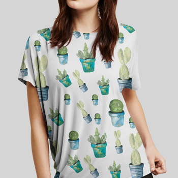 T-Shirt mit Kaktusmuster bedruckt